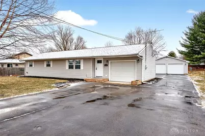 212 Robert Lane, Xenia, OH 45385 - Photo 1