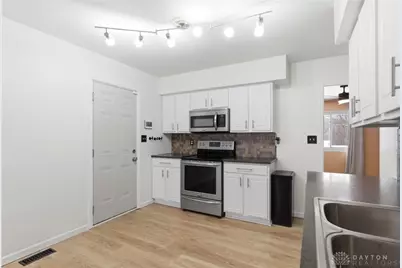 2307 Stop 8 Road, Dayton, OH 45414 - Photo 9