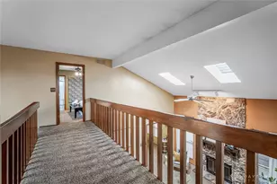 2551 Woodbluff Ln, Washington Twp, OH 45458 - Photo 17