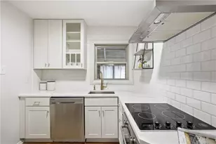 235 Claranna Ave, Oakwood, OH 45419 - Photo 15