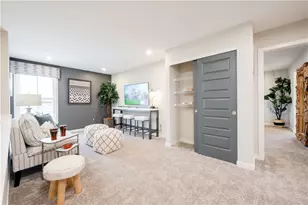 819 Hunters Run Dr, Brookville, OH 45309 - Photo 11