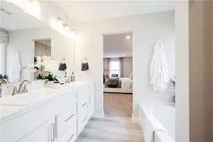 819 Hunters Run Dr, Brookville, OH 45309 - Photo 19