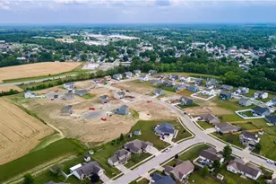 819 Hunters Run Dr, Brookville, OH 45309 - Photo 27