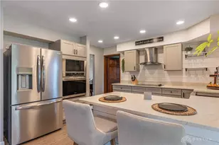 9095 S Normandy Ln, Dayton, OH 45458 - Photo 11