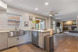 9095 S Normandy Ln, Dayton, OH 45458 - Photo 13