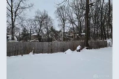 727 W High Street, Springfield, OH 45506 - Photo 17