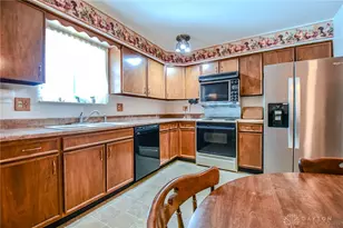 5141 Weddington Dr, Trotwood, OH 45426 - Photo 11