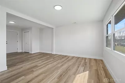 421 Marchmont Drive, Fairborn, OH 45324 - Photo 3