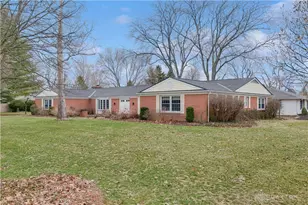 432 Greensboro Dr, Dayton, OH 45459 - Photo 3