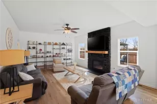 929 Cedar Grv Dr, Tipp City, OH 45371 - Photo 11