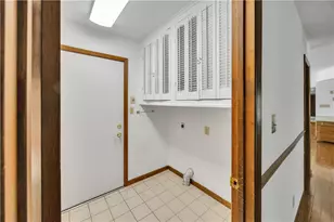 139 Cambria Dr, Beavercreek, OH 45440 - Photo 33