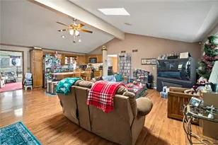 1410 Orchard Hill Dr, Miamisburg, OH 45342 - Photo 17