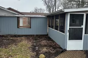 1212 Spruce St, Troy, OH 45373 - Photo 5