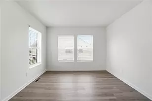 10024 Oriole Ct, Miami Township, OH 45342 - Photo 5