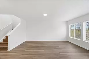 10024 Oriole Ct, Miami Township, OH 45342 - Photo 9