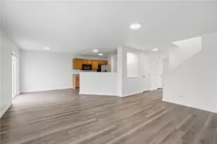 10024 Oriole Ct, Miami Township, OH 45342 - Photo 11