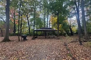 540 Heather Dr, Dayton, OH 45405 - Photo 33