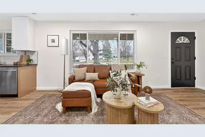 345 Valleyview Drive, Troy, OH 45373 - Photo 5