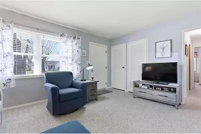 984 Emmett Drive, Xenia, OH 45385 - Photo 7