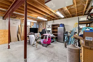 407 Valleyview Dr, Englewood, OH 45322 - Photo 29