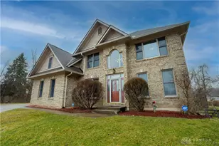 2442 Greystone Ln, Springfield, OH 45503 - Photo 3