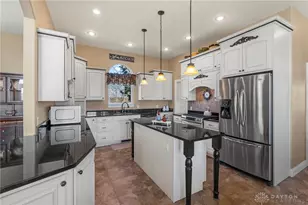 7501 S Brookstone Pl, Brookville, OH 45309 - Photo 23