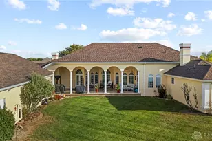 7501 S Brookstone Pl, Brookville, OH 45309 - Photo 7