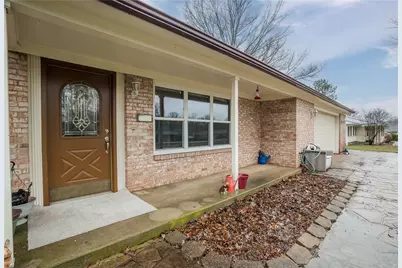 5485 Knollwood Drive, Lewisburg, OH 45338 - Photo 3