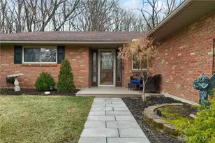 6330 Millbank Dr, Centerville, OH 45459 - Photo 7