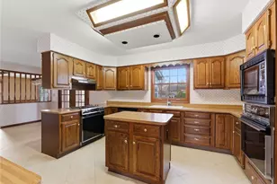 5019 Parkview Ct, Dayton, OH 45458 - Photo 17