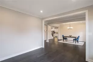 861 Acorn Dr, Sugarcreek Twp, OH 45440 - Photo 5