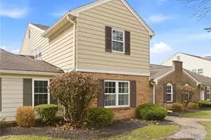 7808 Capitol Hill Ln, Washington Twp, OH 45459 - Photo 3