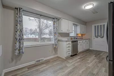 114 Fairview Drive, Carlisle, OH 45005 - Photo 11