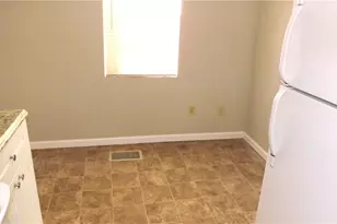 2040 Courtland Ave, Kettering, OH 45420 - Photo 7