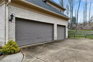 2905 Stone Mill Ct, Beavercreek, OH 45434 - Photo 9