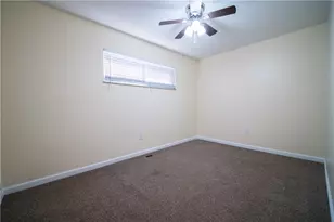 3019 Larue Dr, Kettering, OH 45429 - Photo 5