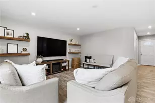 1494 Indigo Dr, Fairborn, OH 45324 - Photo 7