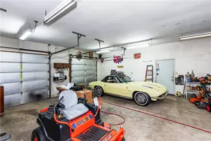 1916 Little York Rd, Butler Twp, OH 45414 - Photo 77