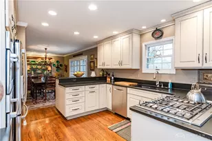 1916 Little York Rd, Butler Twp, OH 45414 - Photo 15