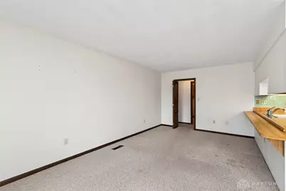 210 Chris Drive, Englewood, OH 45322 - Photo 9