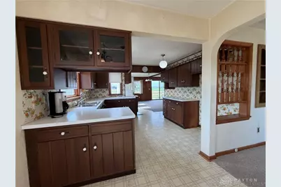 1681 Clayton Road, Brookville, OH 45309 - Photo 9