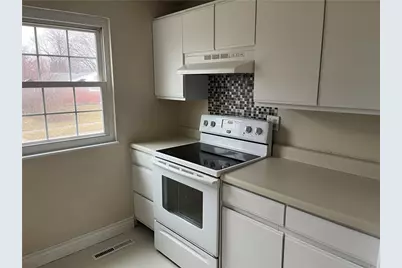 6404 Luton Court, Dayton, OH 45424 - Photo 11