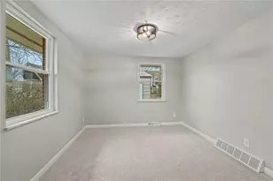 21 S Limestone St, Jamestown Vlg, OH 45335 - Photo 21