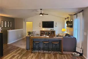 105 Bluestone Ct, Greenville, OH 45331 - Photo 5