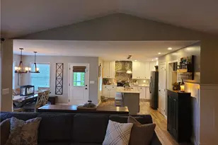 105 Bluestone Ct, Greenville, OH 45331 - Photo 9