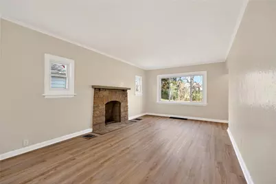 2822 W Hillcrest Avenue, Dayton, OH 45406 - Photo 9