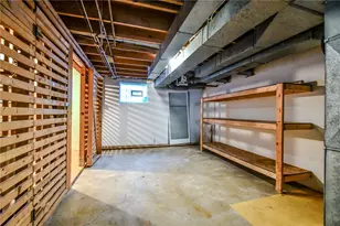 121 E Schantz Ave, Oakwood, OH 45409 - Photo 35