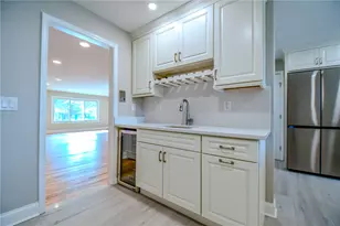 121 E Schantz Ave, Oakwood, OH 45409 - Photo 15