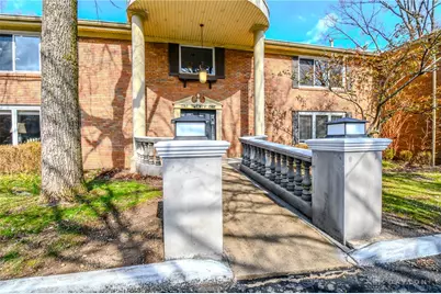 121 E Schantz #4, Oakwood, OH 45409 - Photo 5