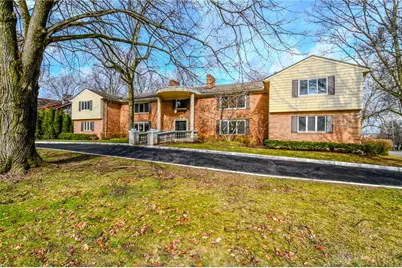 121 E Schantz #4, Oakwood, OH 45409 - Photo 3